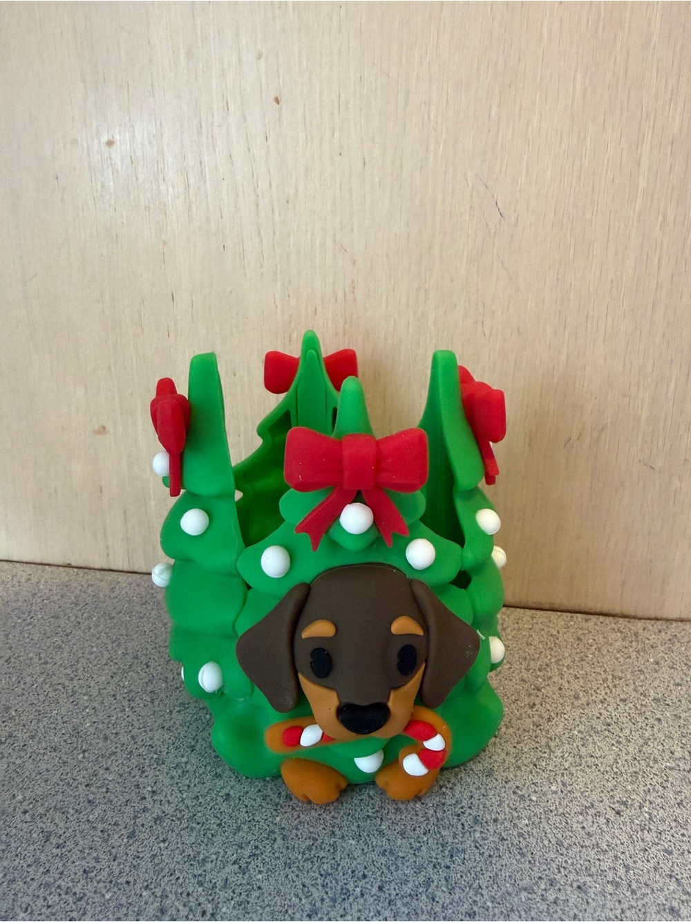 New Bath & Body Works Festive Light-Up Dog Christmas Hand Soap Holder 2026